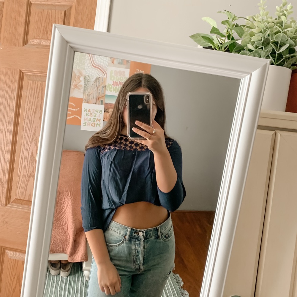 floral navy blouse